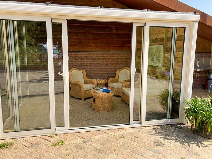 heerlijk lounchen in de serre